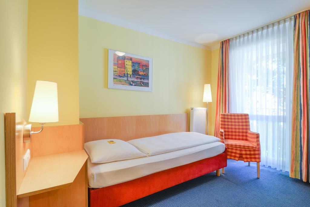 Hotel Beim Schrey Kirchheim bei Muenchen 部屋 写真