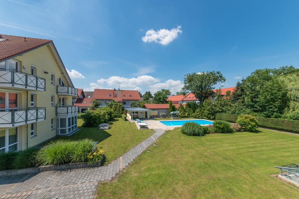 Hotel Beim Schrey Kirchheim bei Muenchen エクステリア 写真