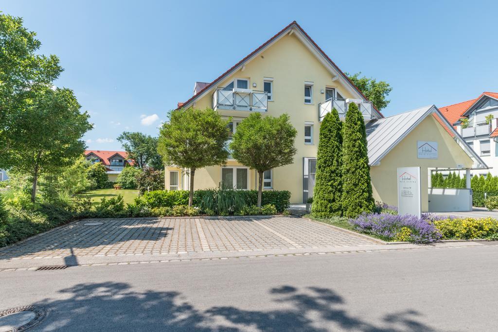 Hotel Beim Schrey Kirchheim bei Muenchen エクステリア 写真